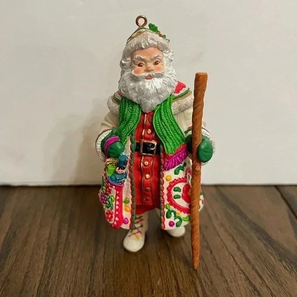 Carlton Cards Heirloom Collection Santa’s Holiday Best Christmas Ornament 1999 - Picture 3 of 11